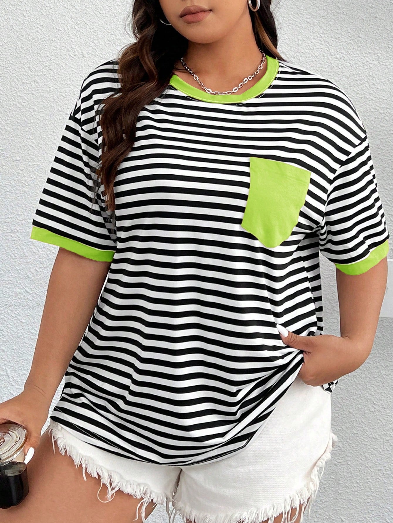 Camiseta Plus Size Listrada