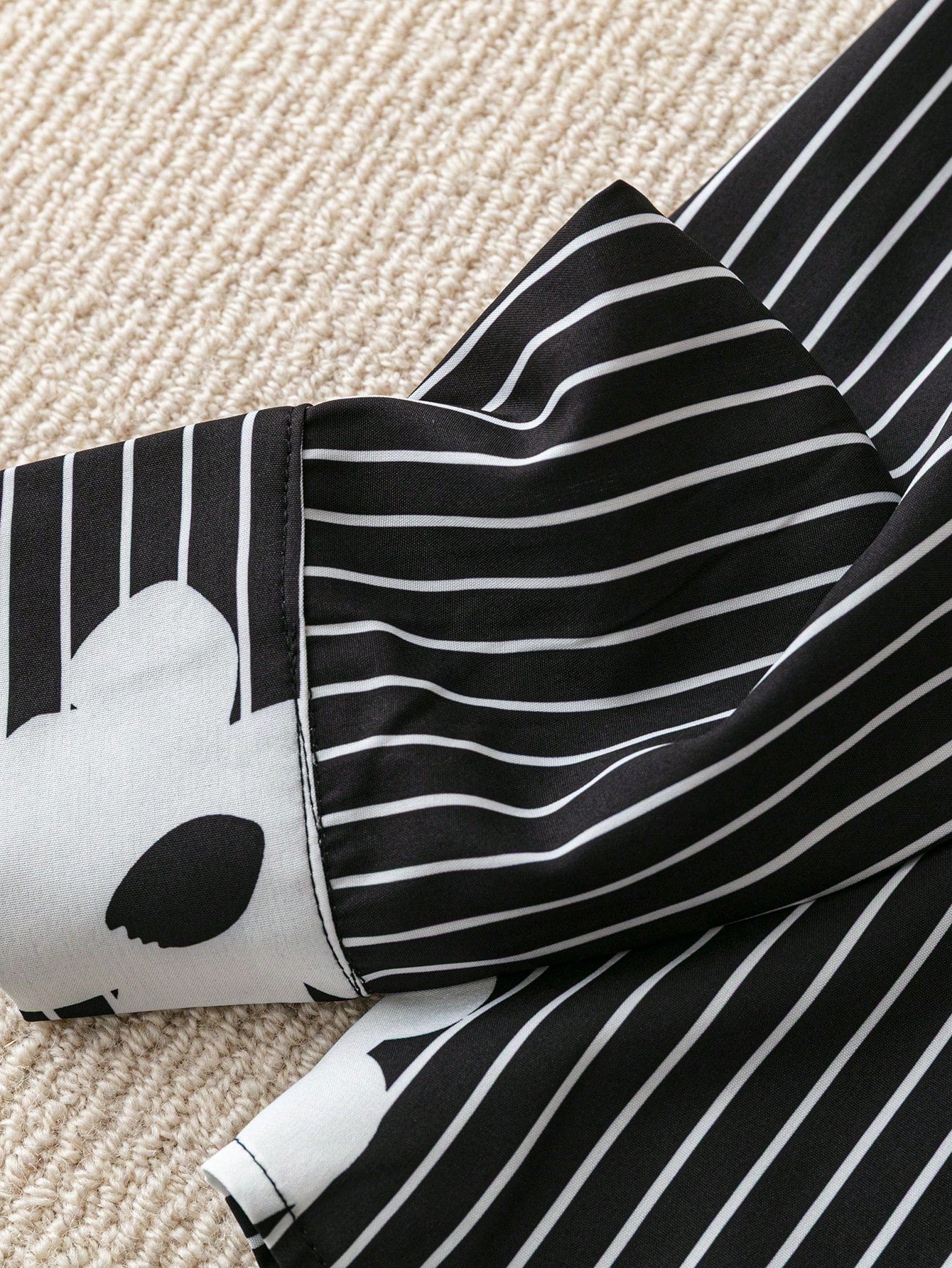 Camisa Listrada Com Flores