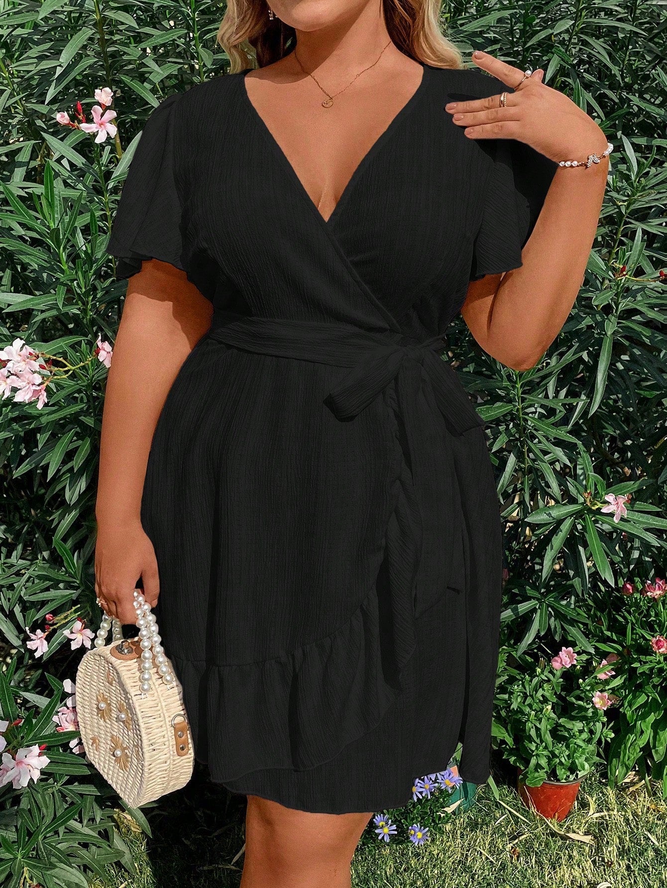 Vestido Plus Size Casual, Bainha com Babado e Manga Esvoaçant