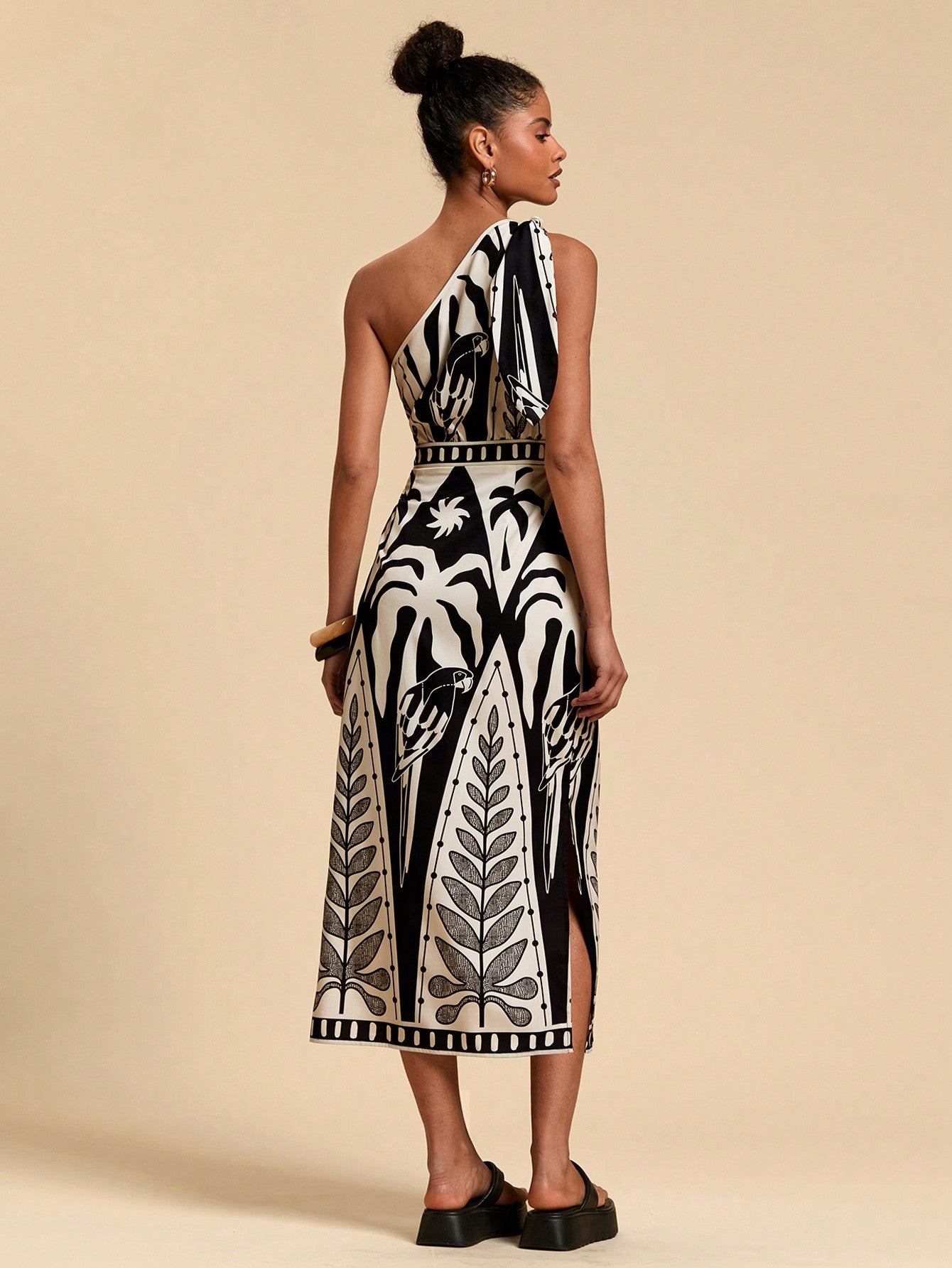 Vestido Oasis Preto e Branco