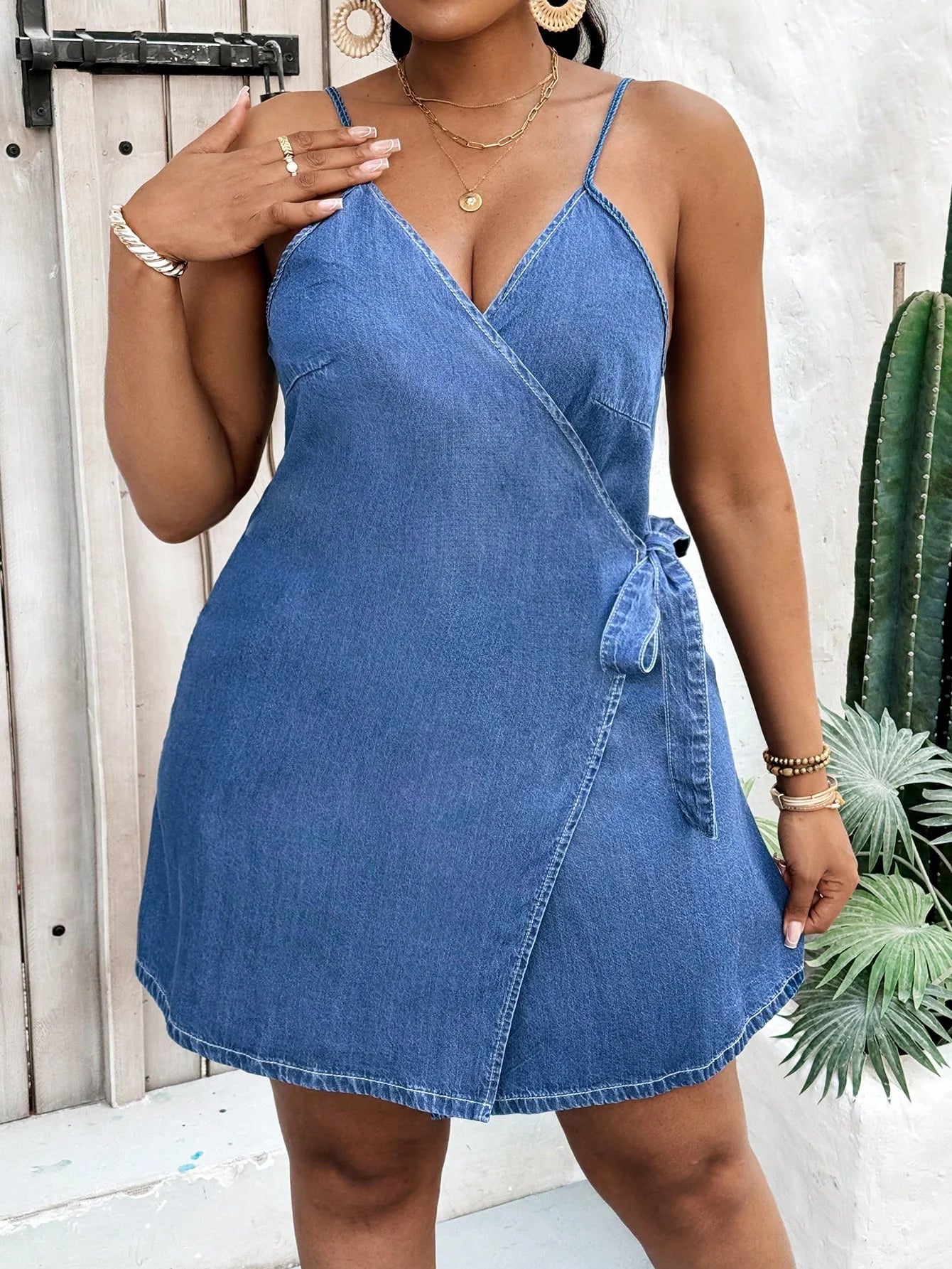 Vestido Jeans Transpassado Plus Size Lauren