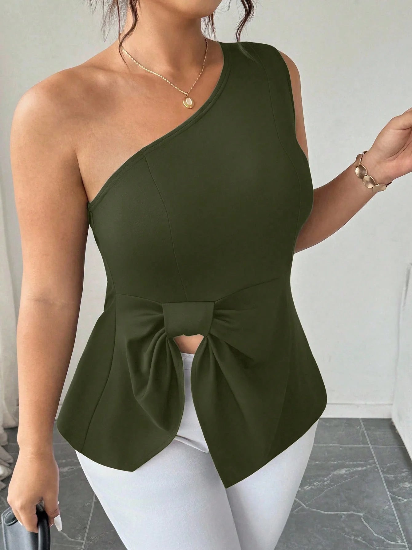 Blusa Um Ombro Plus Size Harper