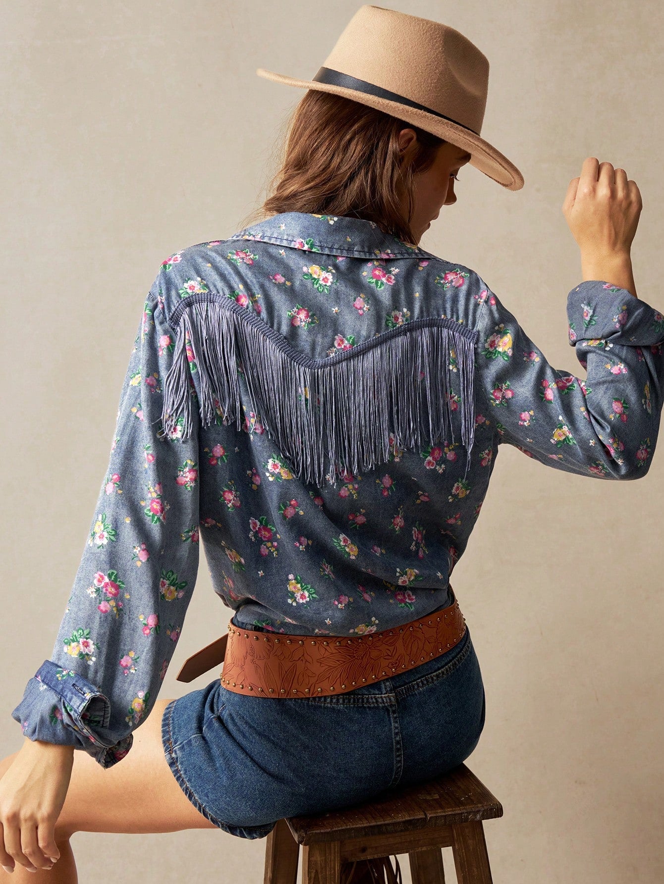 Camisa Floral Com Franja Janaina