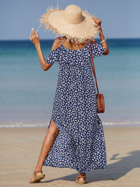 Vestido Longo Ombro à Mostra com Fenda e Estampa Floral