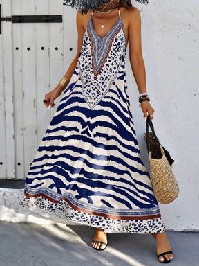 Vestido Halter Estampado e Costas Abertas