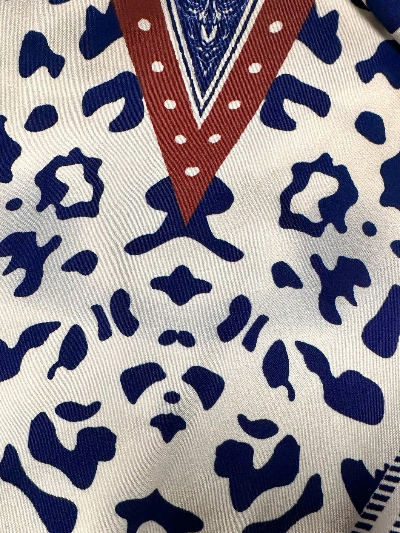 Vestido Halter Estampado e Costas Abertas