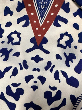 Vestido Halter Estampado e Costas Abertas