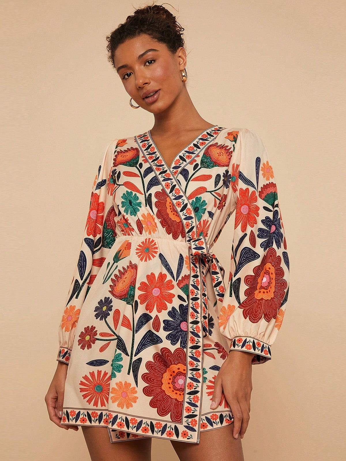 Vestido Curto Floral